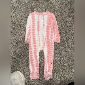 12-18M Kyte baby onesie